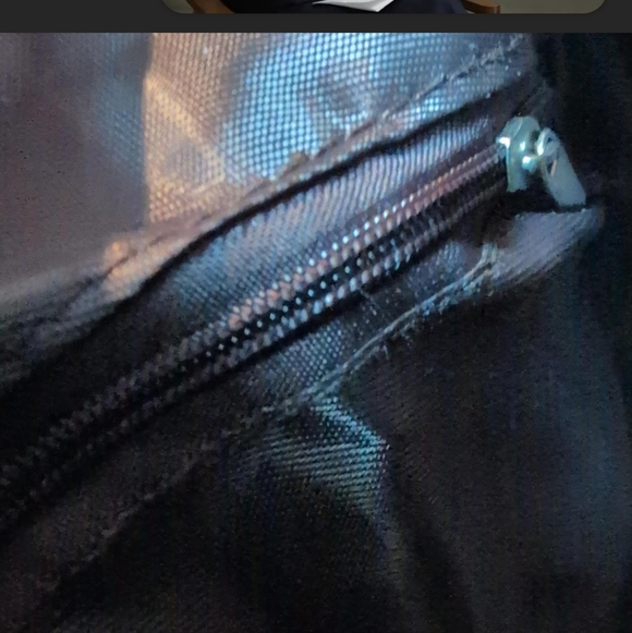 Red faux leather elephant bag purse with strap New NWOT Colorful Eclectic Animal - Picture 6 of 6